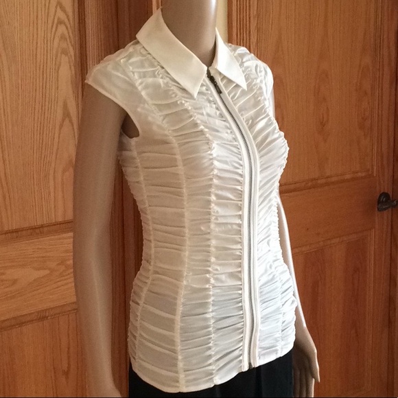 CATHERINE MALANDRINO Blouse. - Picture 4 of 8